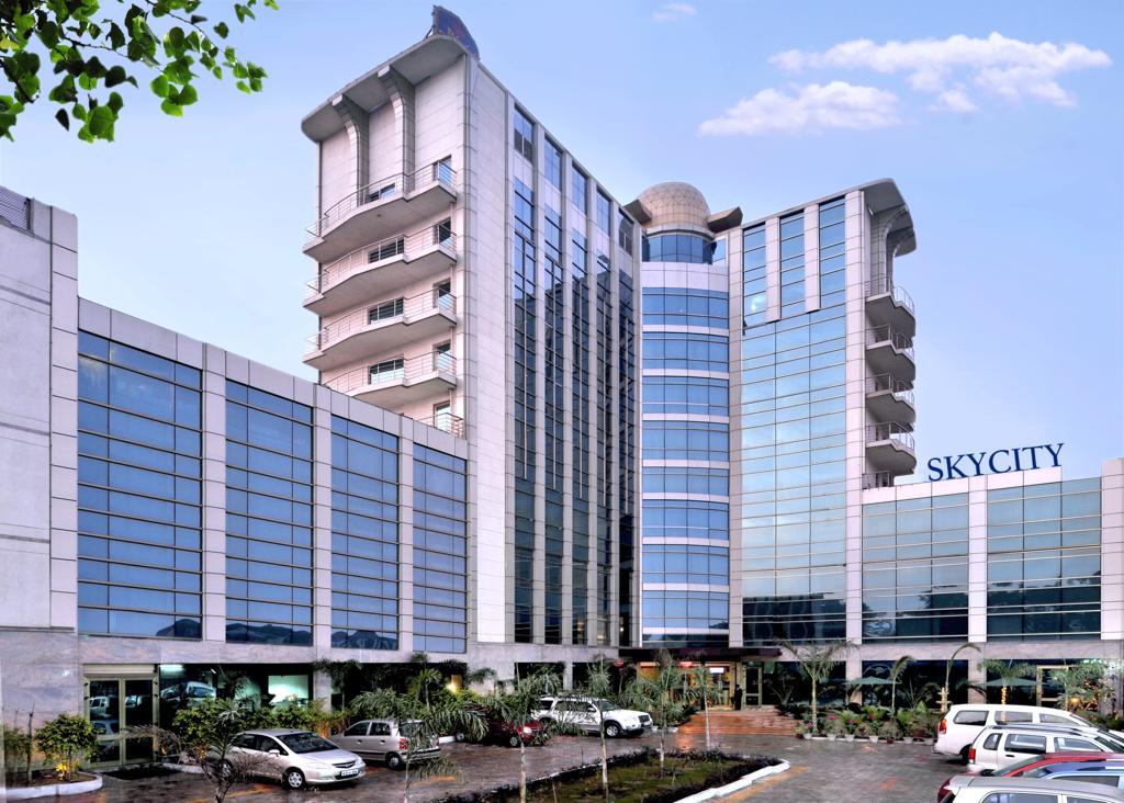 Skycity Hotel Gurgaon Eksteriør billede